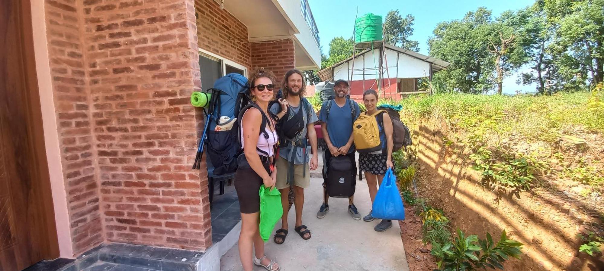 Mount Fuji Homestay Deorali Bagian luar foto