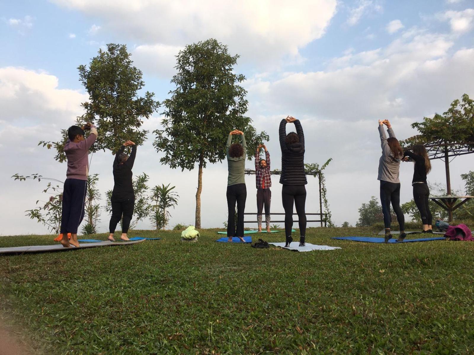 Mount Fuji Homestay Deorali Bagian luar foto