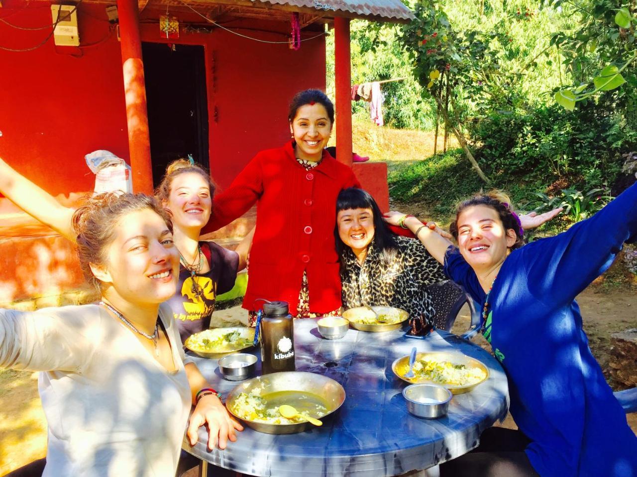 Mount Fuji Homestay Deorali Bagian luar foto